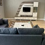 公寓 Milenyum House *